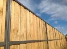 Kwikfynd Lap and Cap Timber Fencing
hallam